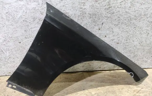 Mercedes-Benz E AMG W212 Fender 3371742