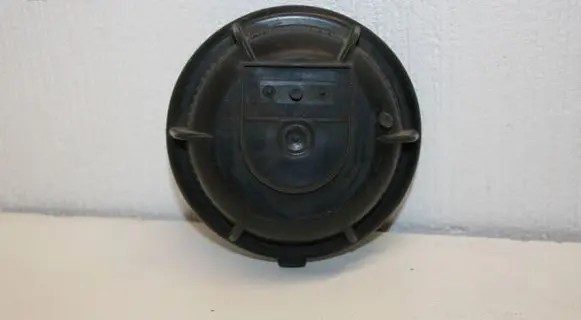 Volvo V70 Headlight/headlamp dust cover 9178538 89000387