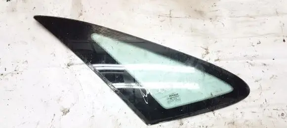 Renault Laguna I Rear side window