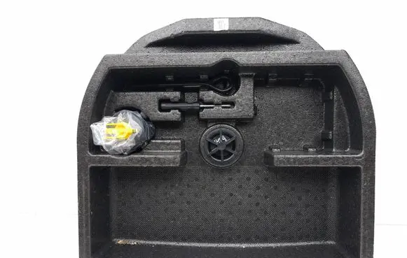 KIA Niro Tool set 09149Q4900
