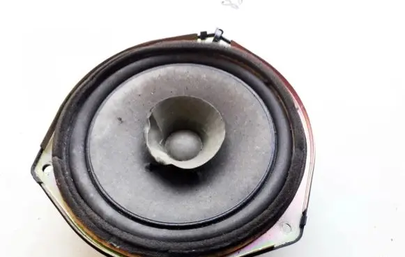 Mazda 2 Front door speaker D35066960