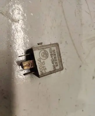 BMW 3 E46 Other relay V23134C52X90 1263 1Z29004