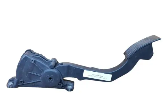Volvo V50 Accelerator throttle pedal 4M519F836DH 6PV00864102