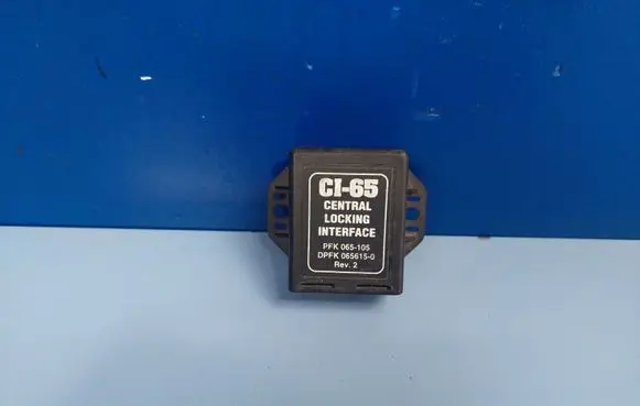 Seat Alhambra (Mk1) Electric power window relay PFK065105 0656150
