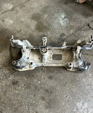 Volkswagen Caddy Front subframe