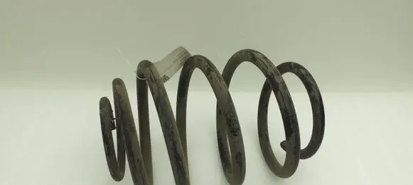 Jeep Cherokee III KJ Rear coil spring