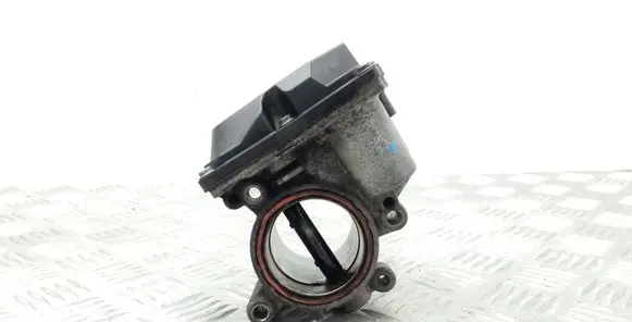 Volkswagen Jetta VI Throttle valve 03L128063R