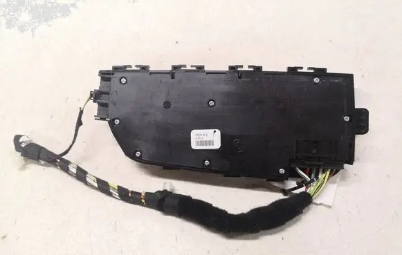 BMW 5 F10 F11 Seat control switch 93022910401