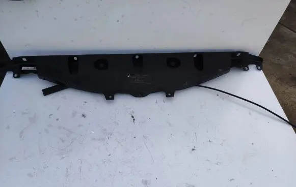 BMW X5 F15 Top upper radiator support slam panel 7267356