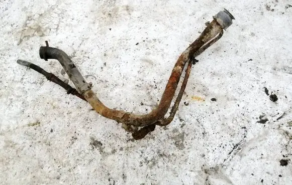 Toyota Yaris Fuel tank filler neck pipe 