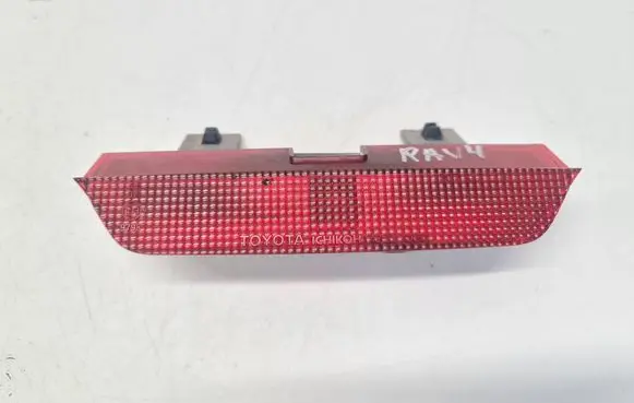 Toyota RAV 4 (XA20) Third/center stoplight E139798