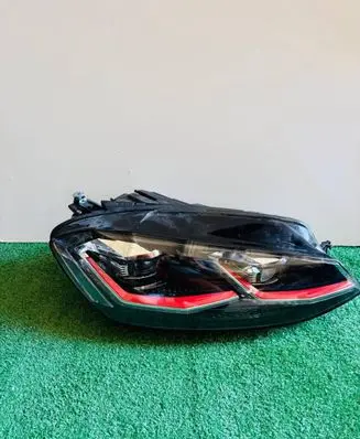 Volkswagen Golf VII Headlight/headlamp 5G1941082A