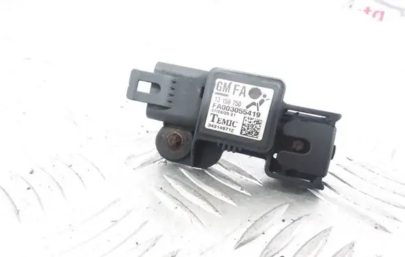 Opel Zafira B Airbag deployment crash/impact sensor 13158750 FA003055419 343149712