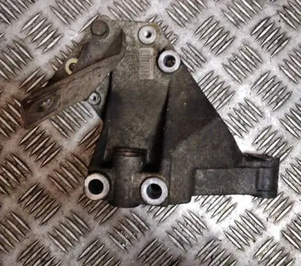 Iveco Daily 6th gen Engine mounting bracket