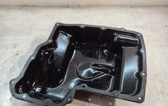 Ford Mondeo Mk III Oil sump 2S706675BA