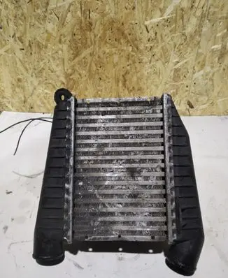 Opel Omega B1 Intercooler radiator DP90529903
