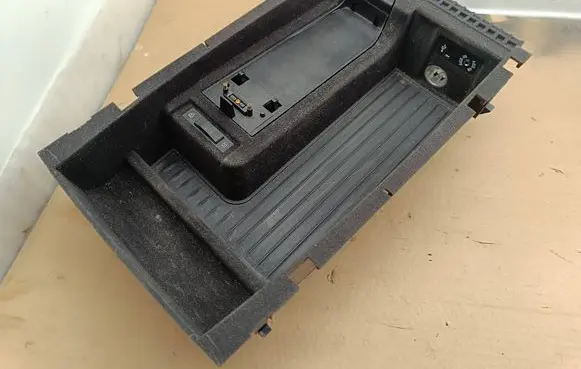 BMW 6 F06 Gran coupe Glove box 9237101 105057787C 58450713