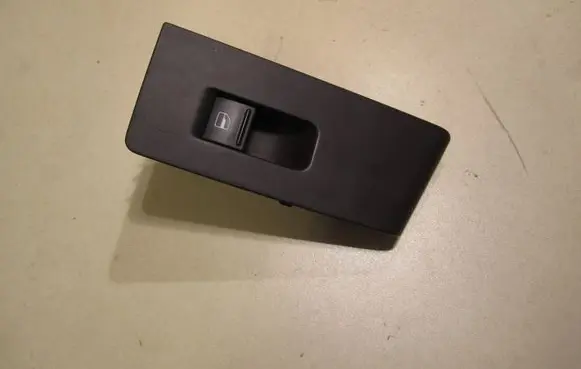 Volkswagen PASSAT B7 Other switches/knobs/shifts 3AA868749