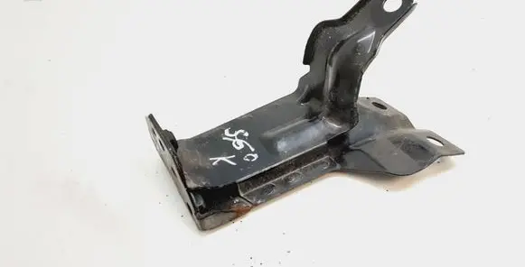 Volvo XC60 Radiator mount bracket 31261931