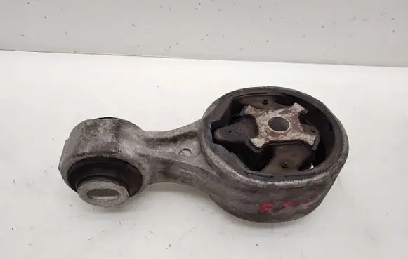 Nissan Qashqai Engine mount bracket 11350 113504BA0A