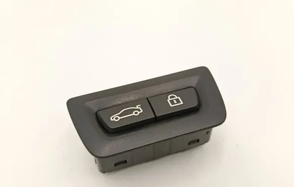 BMW 5 G30 G31 G38 Tailgate/boot open switch button 9275121