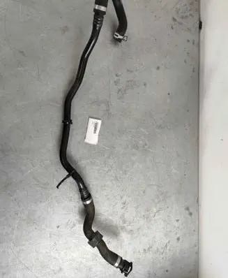 Volvo C40 Engine coolant pipe/hose 32138736