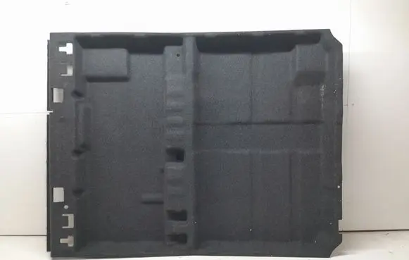 Trunk/boot floor carpet liner