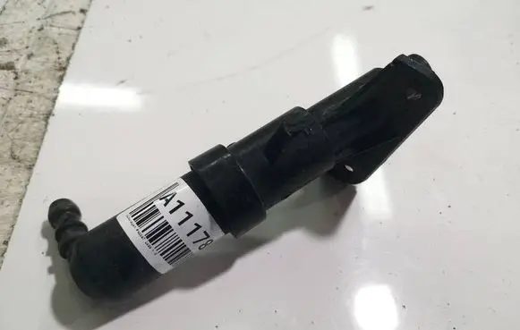 Volkswagen PASSAT CC Headlight washer spray nozzle 3C8955103