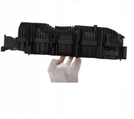 Audi A8 S8 D3 4E Intake manifold 057129712