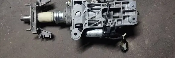 BMW 5 F10 F11 Steering wheel axle set 6788155