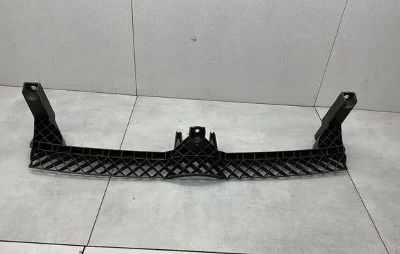 Volkswagen Sharan Front bumper mounting bracket 7N0807192