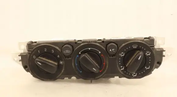 Ford Focus C-MAX Interior fan control switch 3M5T19980AD