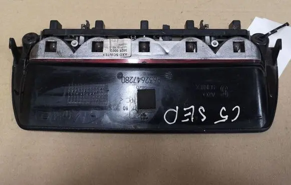 Citroen C5 Third/center stoplight 9632647280