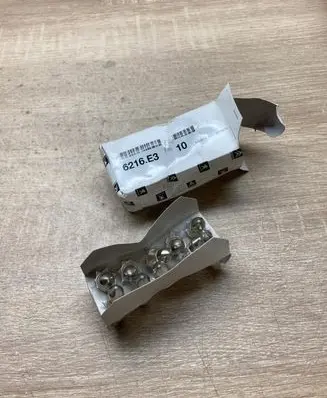 Citroen Berlingo Number plate light 6216E3 C5W12V5W