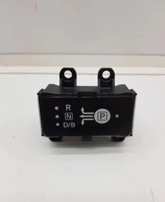 Nissan Leaf II (ZE1) Gear shift selector indicator 