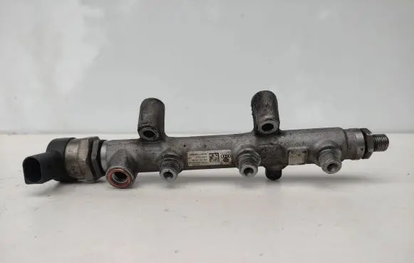 Fuel main line pipe