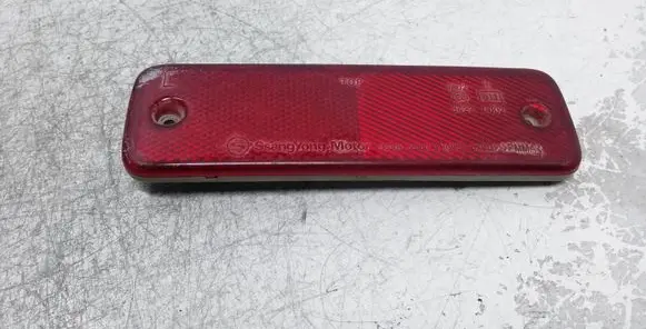 Rear tail light reflector