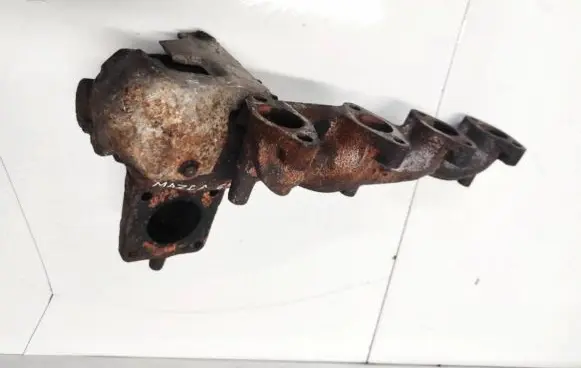 Mazda 626 Exhaust manifold