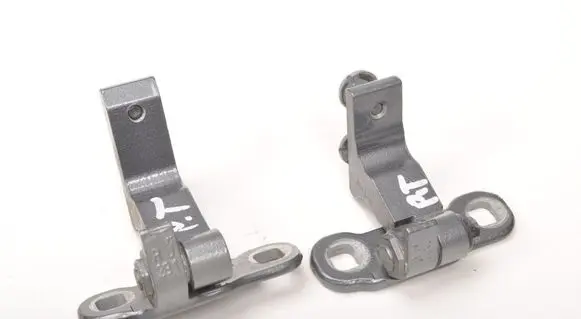 Volvo XC60 Front door upper hinge PRAWY
