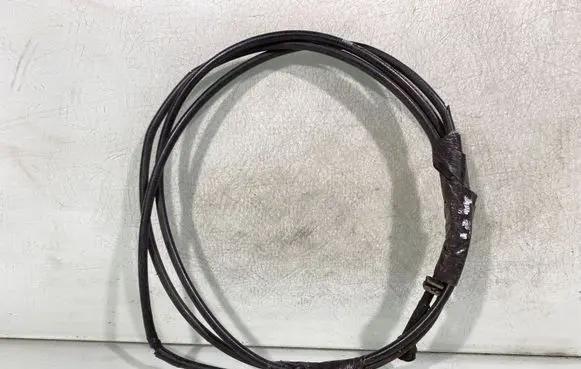 Engine bonnet/hood lock release cable
