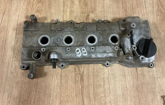 Nissan Micra Rocker cam cover 