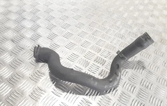 Volkswagen Touran I Engine coolant pipe/hose
