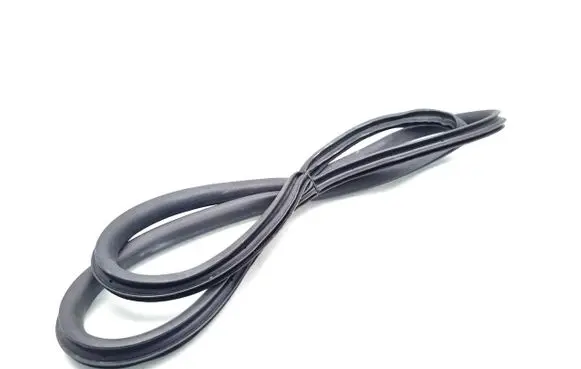 Seat Leon (5F) Front door rubber seal 5F4867365