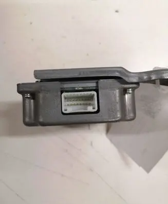 Nissan X-Trail T30 Transfer box differential control unit A68000U06 41650EQ070