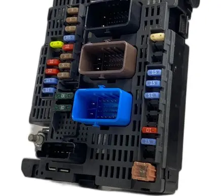 Citroen C4 II Fuse box set 9677987180 AB1