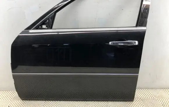 Chrysler 300 - 300C Front door 