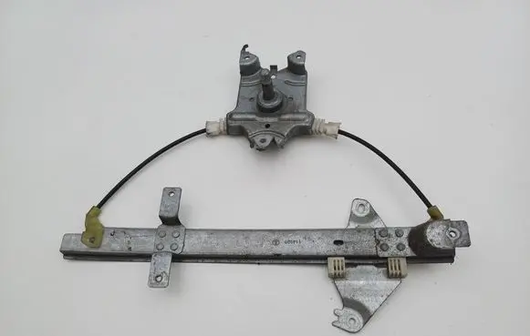 Nissan Almera Tino Rear door manual window regulator 114929