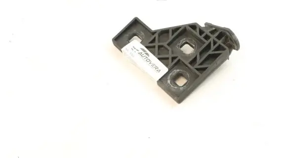 BMW Z3 E36 Front bumper mounting bracket 8401802 51118401802