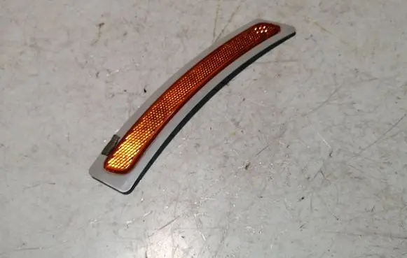 BMW 3 GT F34 Front reflector 7295503