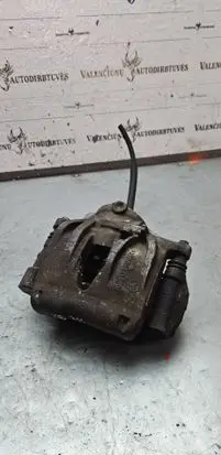 Mercedes-Benz E W211 Front brake caliper 206028295